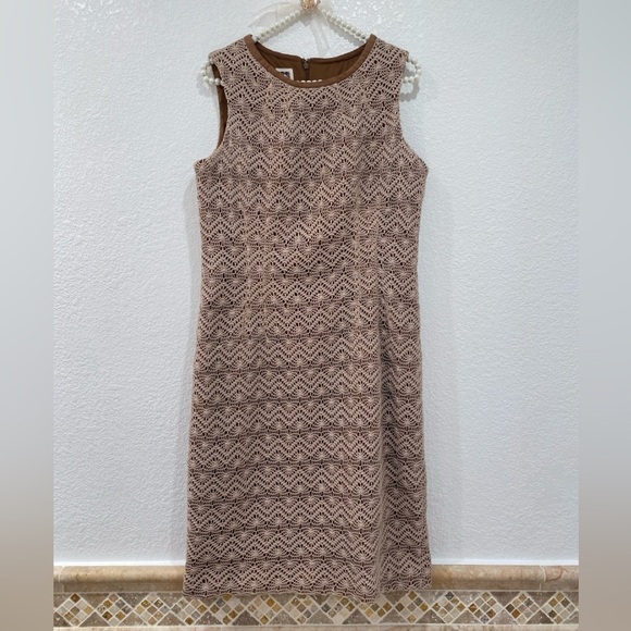 Anne Klein Tan Crocheted Sheath size 12 NWOT - Picture 1 of 5